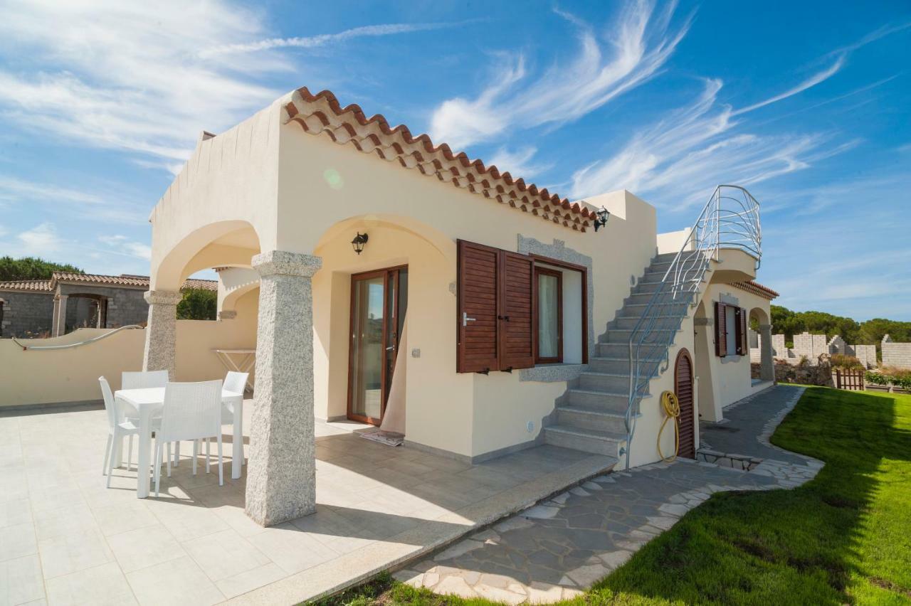 Sant'Anna Apartments Budoni Bagian luar foto